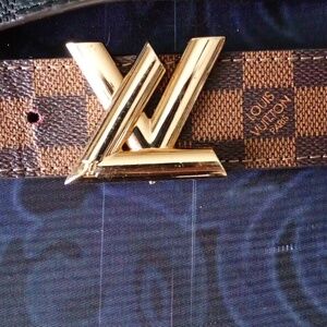 Luxury Brown Checkered Belt with Gold Buckle
